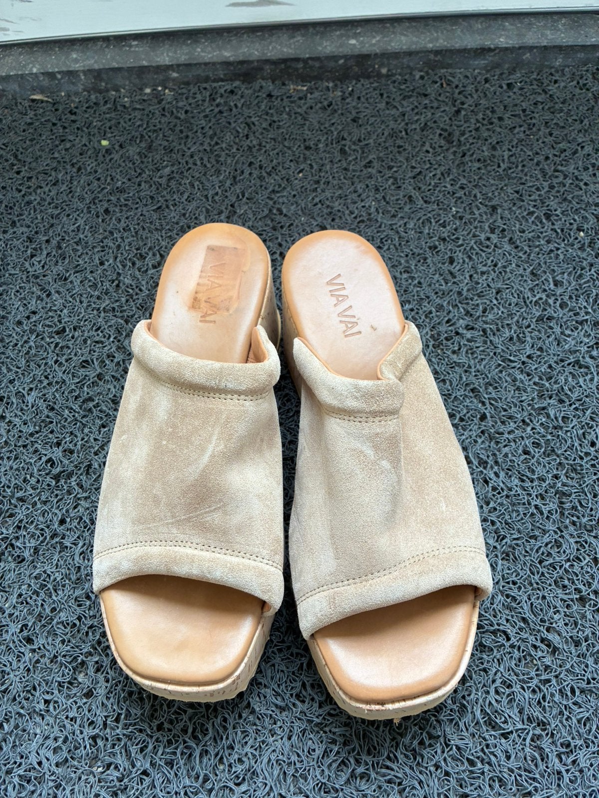 Via Vai muiltjes beige suede maat 39 zgan, Kleding | Dames, Schoenen, Verzenden, Beige, Sandalen of Muiltjes, Zo goed als nieuw