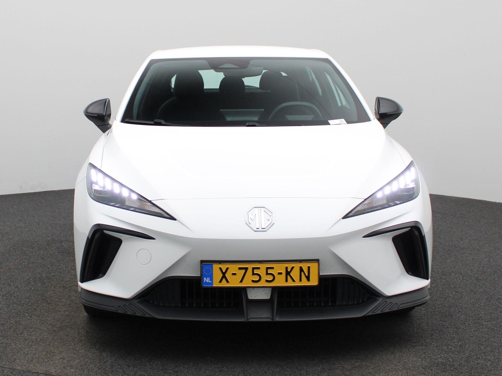 MG 4 Standard 51 kWh | Apple Carplay/Android Auto | Cruise C, Auto's, MG, Automaat, 12 maanden, Wit, Parkeersensor