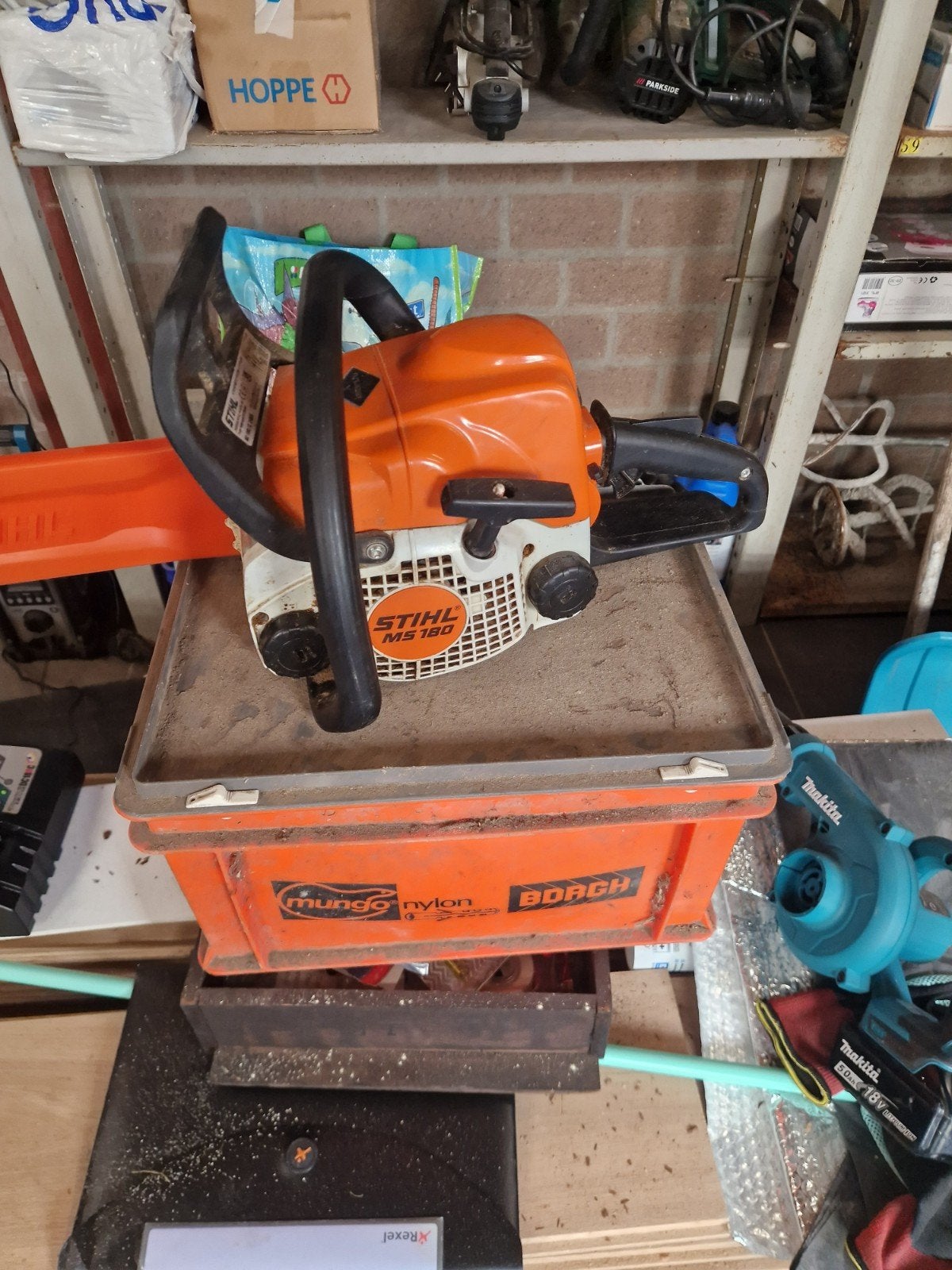 Stihl MS 180 Kettingzaag - Slechts 1 tankje gebruikt!, Stihl, Kettingzaag, Ophalen of Verzenden, Zo goed als nieuw