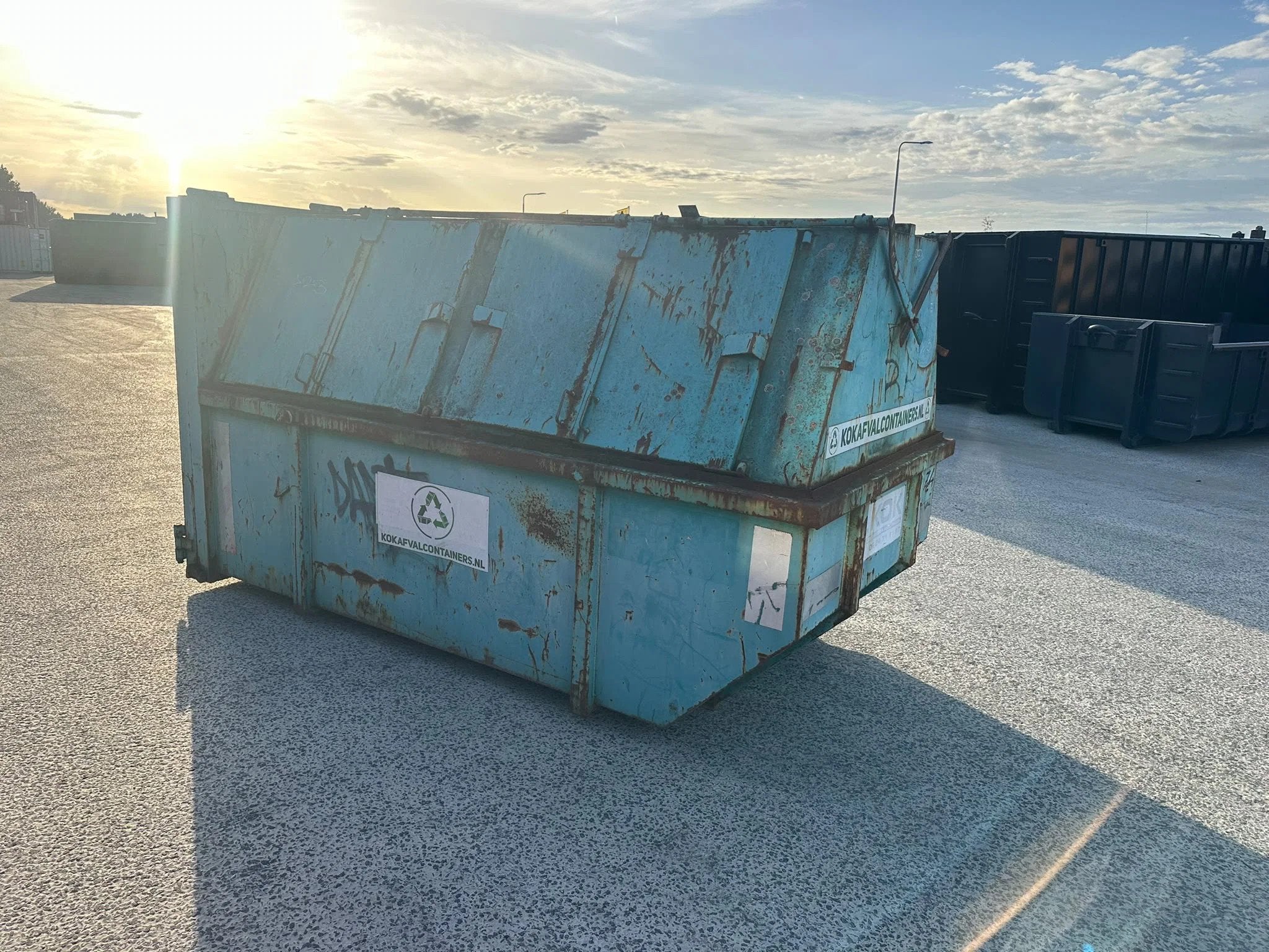 ALL-IN Containers Gebruikte 9m3 portaal arm container