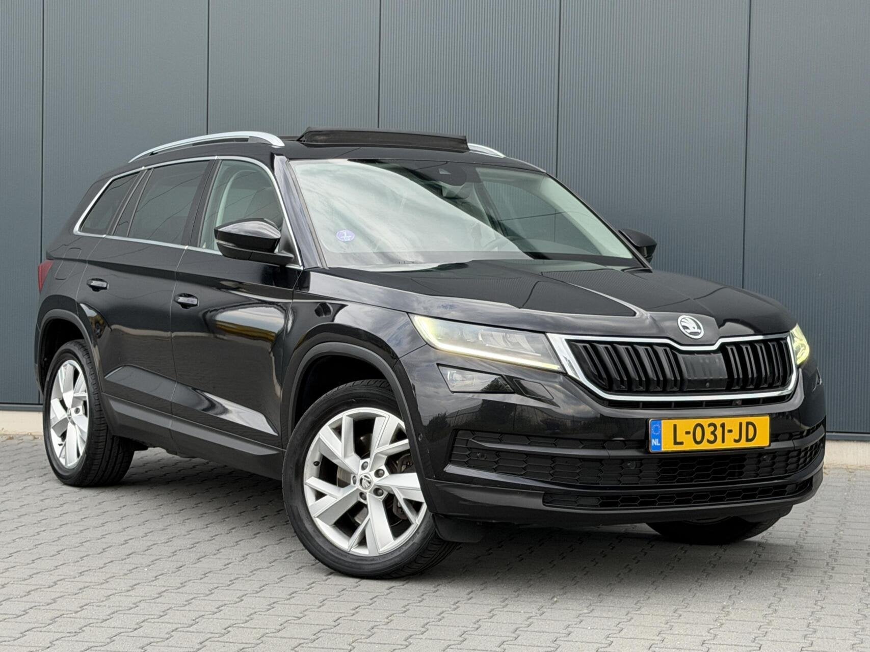 Skoda Kodiaq 2.0 TSI 4x4 7-Persoons - Leder - Pano - Led - U, Automaat, Gebruikt, 4 cilinders, 179 pk