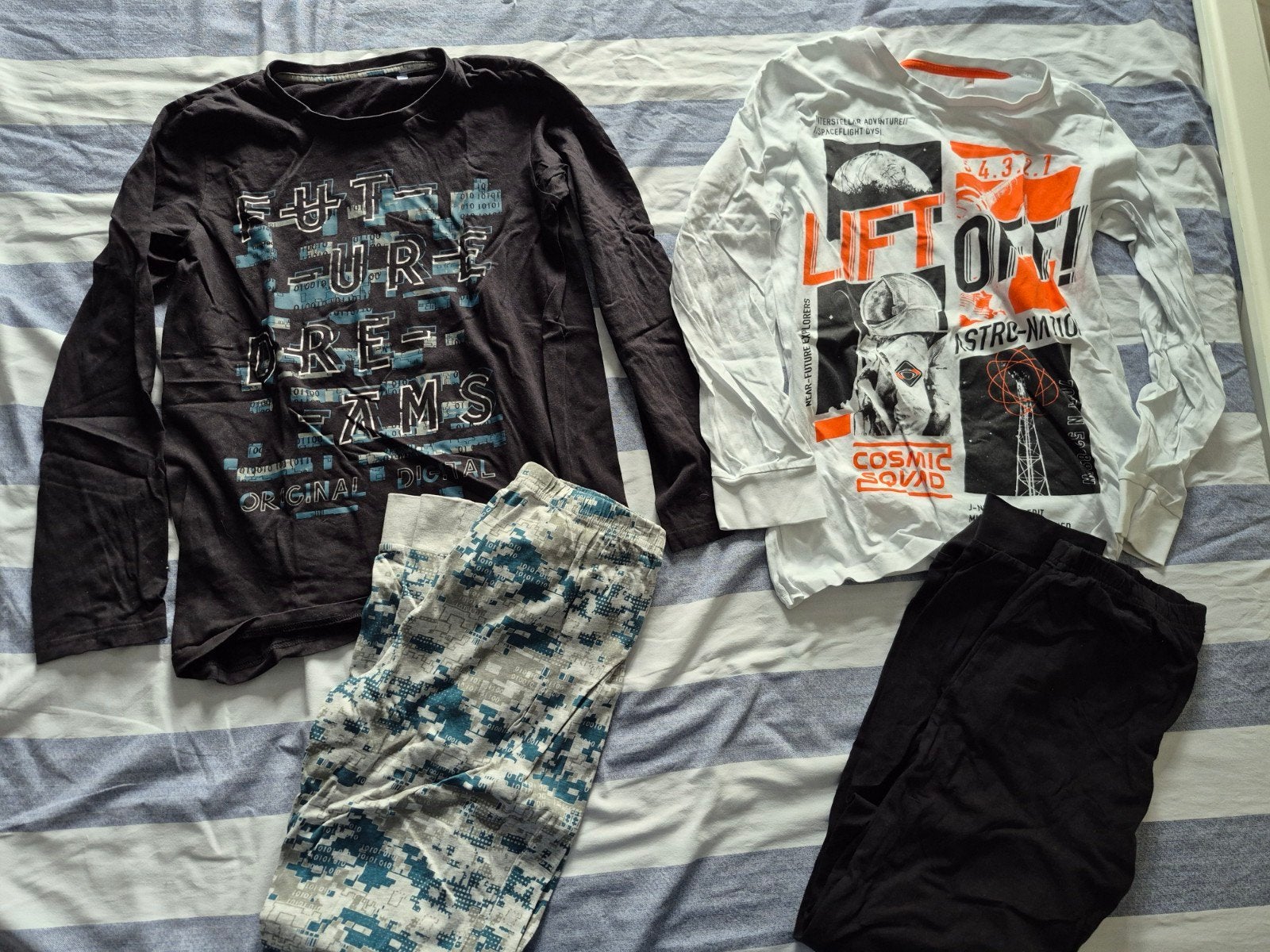 pyjama's maat 164, Ophalen of Verzenden, Zo goed als nieuw, Jongen, Nacht- of Onderkleding