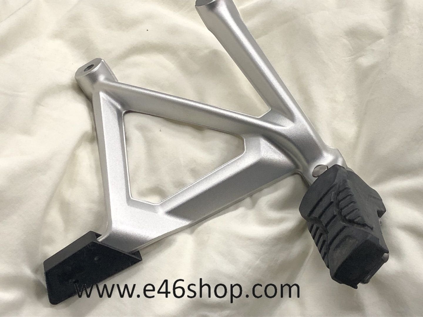VOETSTEUN RECHTSACHTER BMW K50 K51 OE 8537908, Gebruikt, -, -, Ophalen of Verzenden