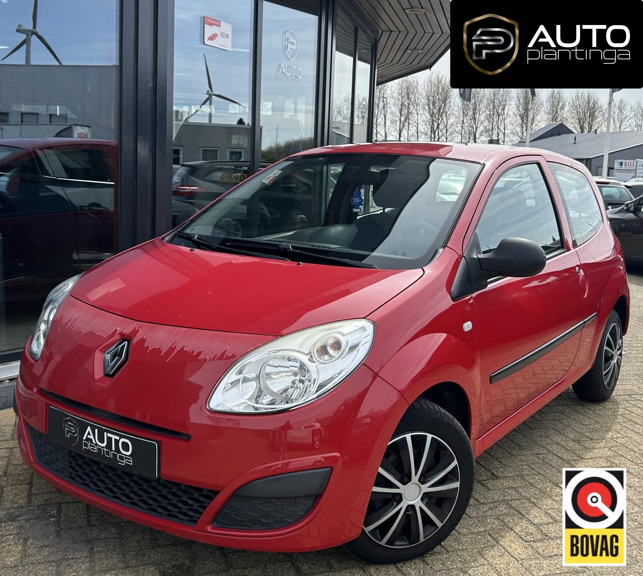 Renault Twingo 1.2 Authentique NL AUTO | Onderhoudshistorie, Auto's, Voorwielaandrijving, Gebruikt, 31 €/maand, 4 cilinders