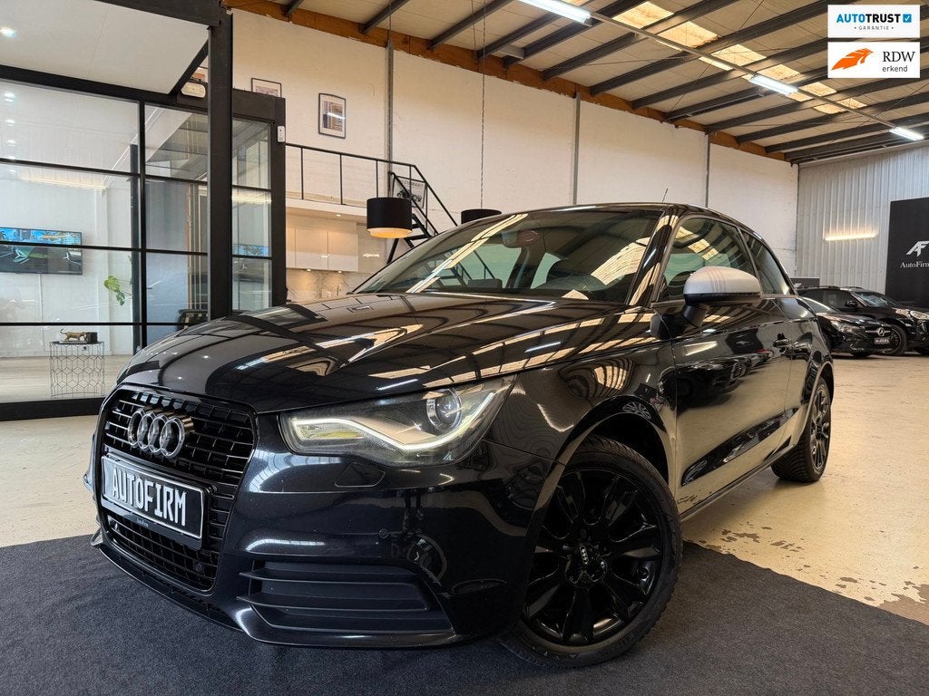 Audi A1 1.2 TFSI Dealer Onderhouden Stoelverwarming Bluetoot, Voorwielaandrijving, Zwart, 4 cilinders, 4 stoelen