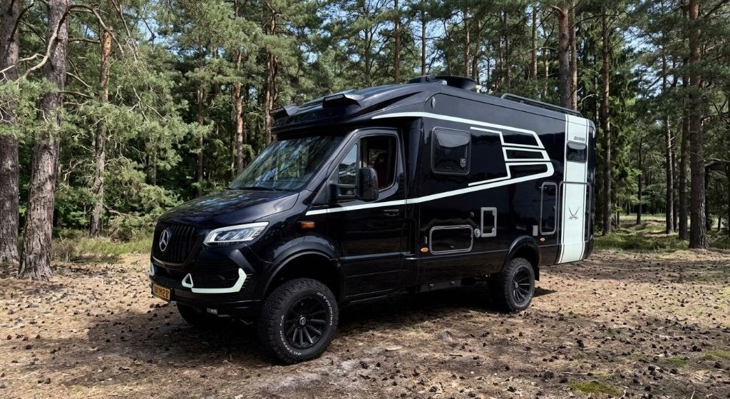 Hymer MLT-580 4x4 Sansibar by Palmo 1 of 7, Automaat, Tot en met 2, 6 tot 7 meter, Bedrijf
