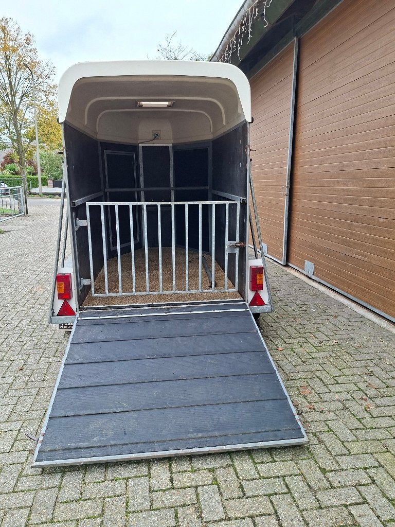 Te koop veekar, Ophalen, Veehouderij, Transport