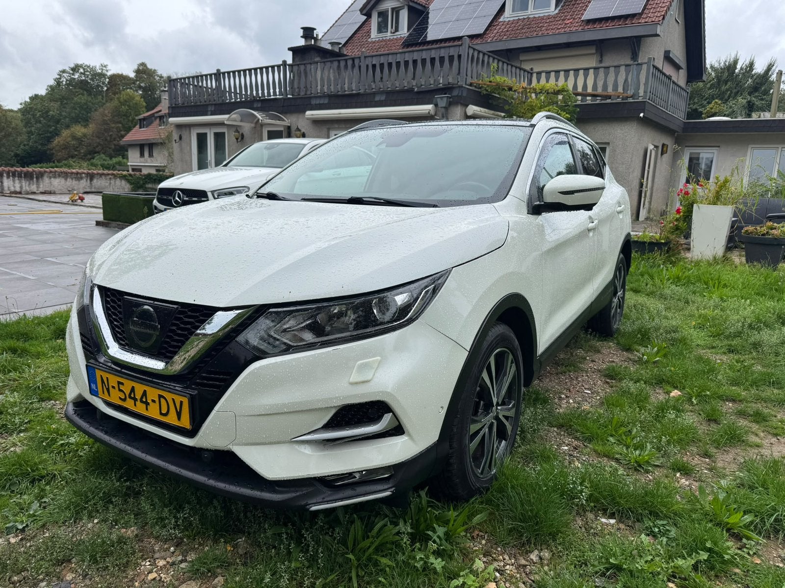 Nissan Qashqai 1.2 Dig-t 85KW 2WD CVT 2017 Wit