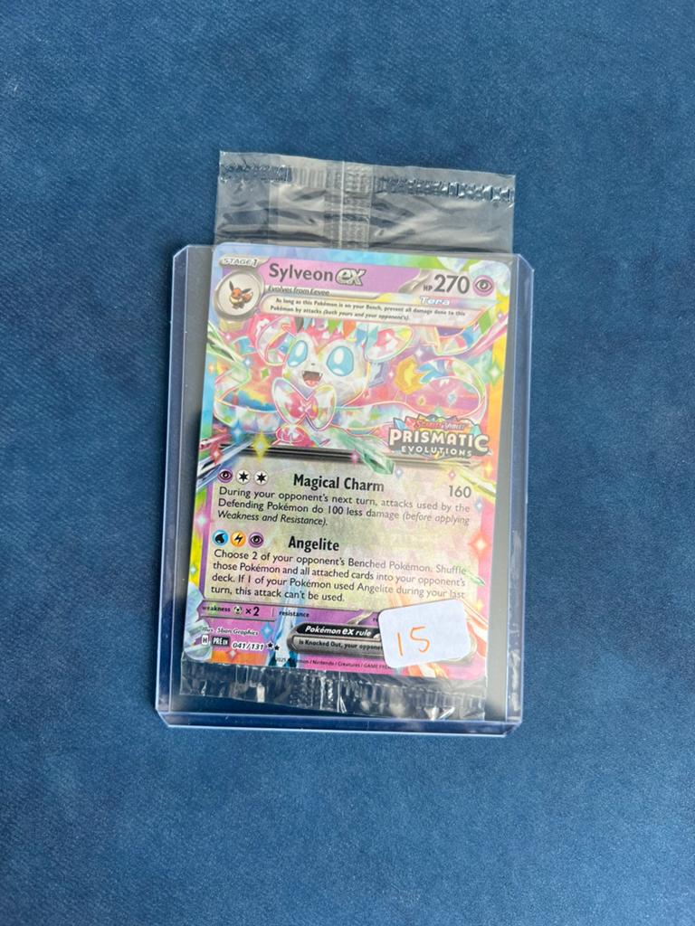 Sealed Sylveon ex 041 Prismatic Evolutions Stamp, Ophalen of Verzenden, Zo goed als nieuw
