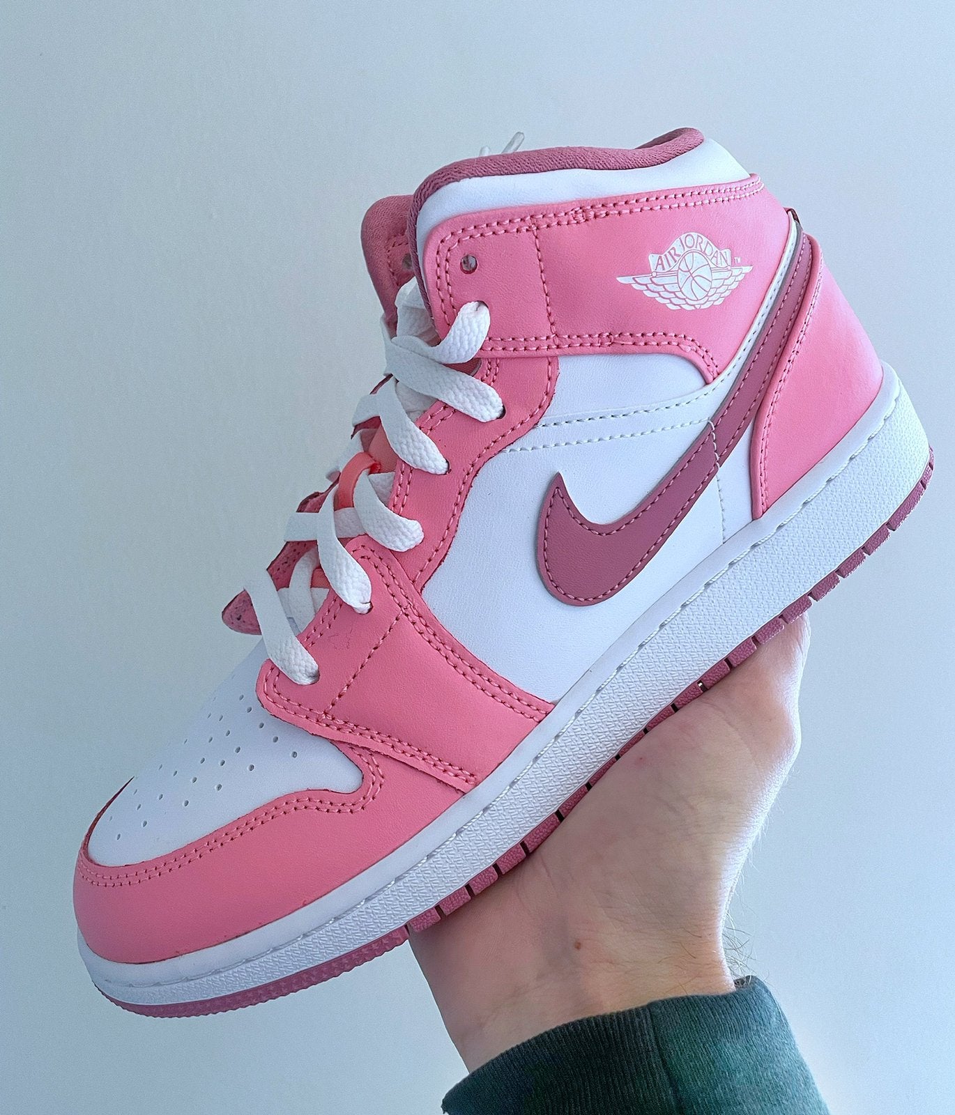 Nike Air Jordan 1 Mid Pink ‘ 36 36.5 37.5 38 38.5 39 40, Nike, Nieuw, Ophalen of Verzenden, Sneakers of Gympen