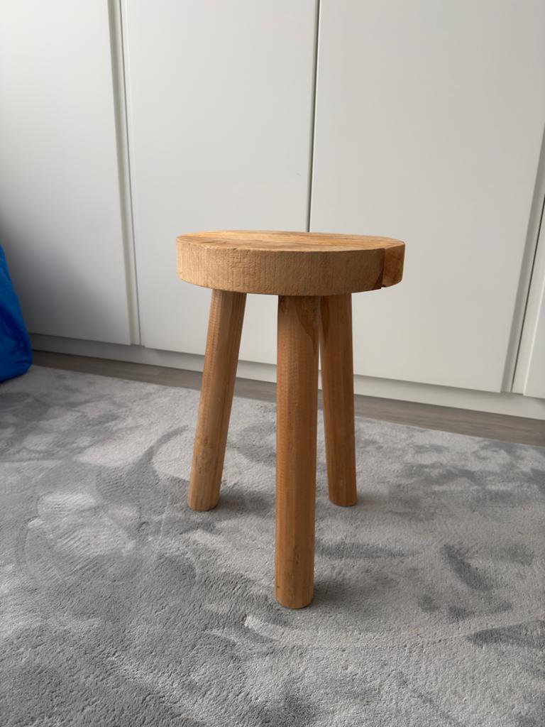 Decoratief houten krukje / bijzettafeltje / plantenstandaard, Ophalen, Gebruikt, Hout