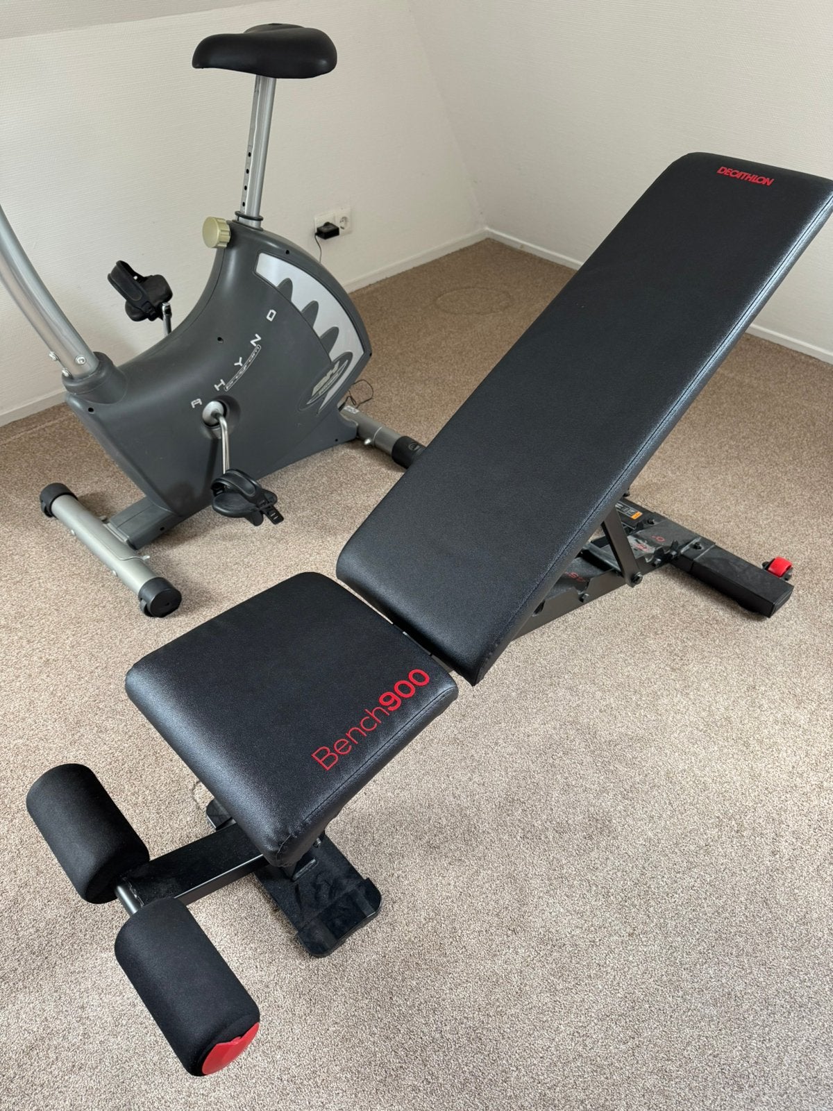 Decathlon Bench 900, Ophalen of Verzenden, Zo goed als nieuw, Fitnessbank