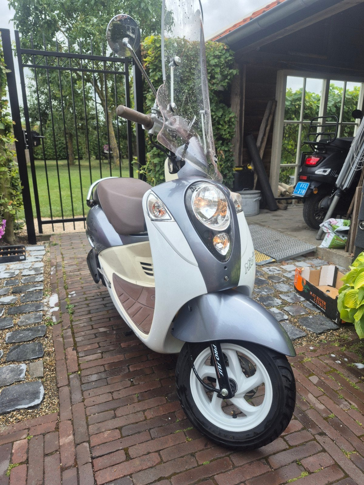 SYM Mio Snorscooter 2016 5000KM, Ophalen of Verzenden, Benzine, Mio