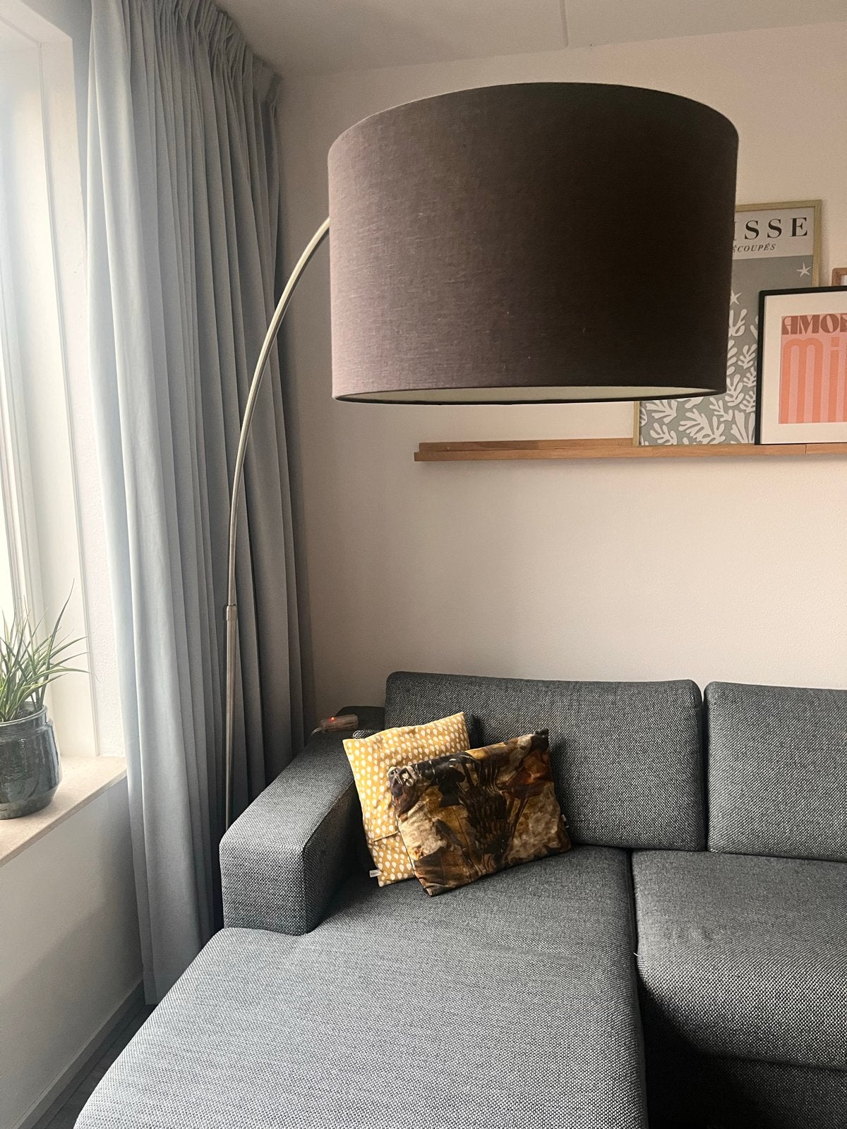 Moderne booglamp met stoffen kap, Huis en Inrichting, Lampen | Vloerlampen, Ophalen, Gebruikt, Metaal, 200 cm of meer
