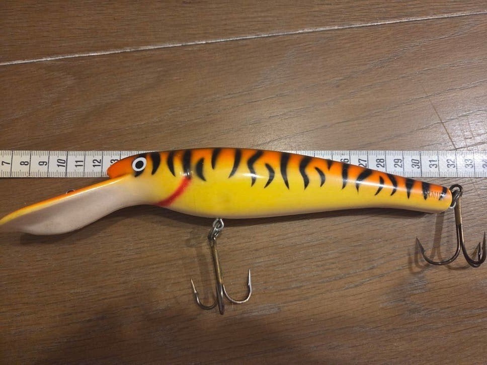 Musky Mania Ernie 9inch Orange Tiger, Ophalen of Verzenden, Zo goed als nieuw, Overige typen