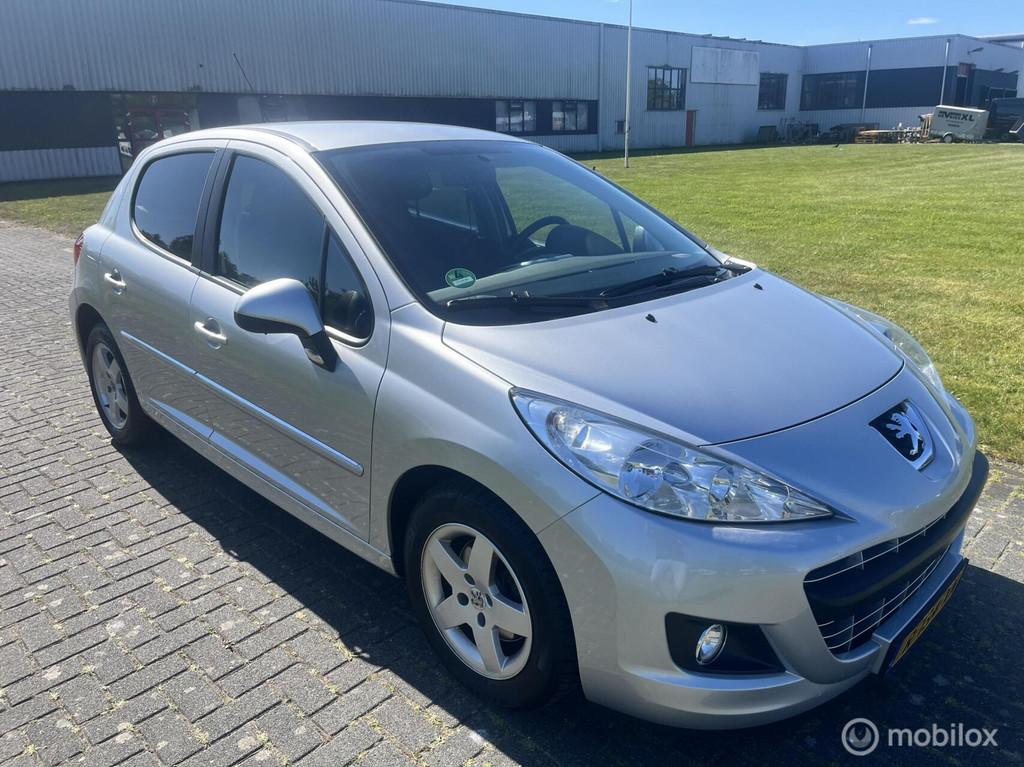 Peugeot 207 1.4 VTi Urban Move / Airco / PDC / APK / 5drs /, Voorwielaandrijving, Euro 5, Stof, Gebruikt