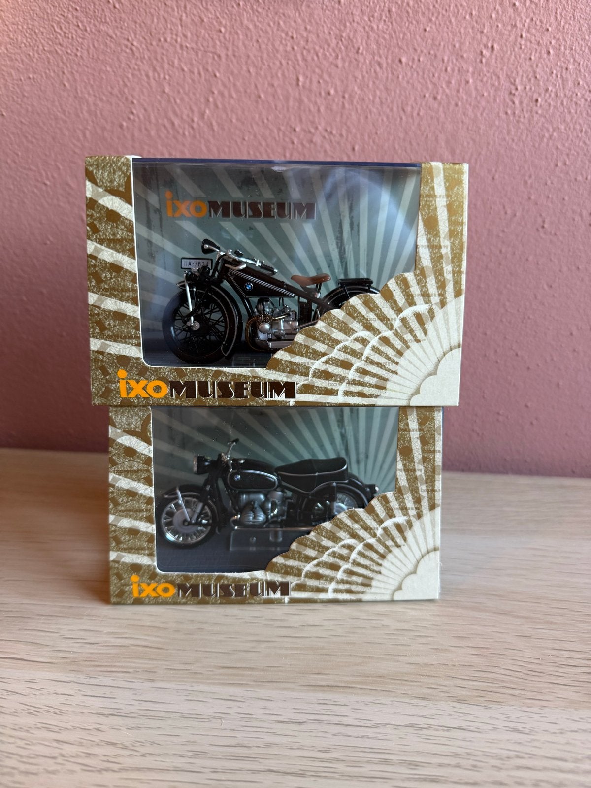 BMW R32 (1923) & R69S (1961) schaalmodellen, Ophalen of Verzenden, Nieuw, Overige typen, Overige merken
