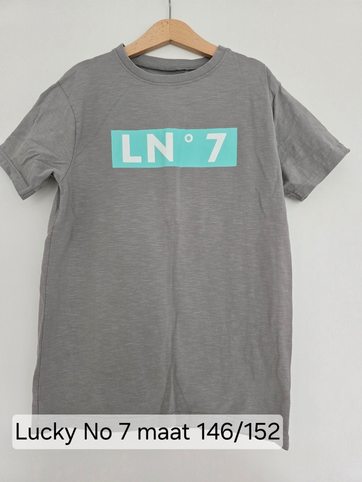 Lucky No 7 shirt maat 146/152, Jongen of Meisje, Zo goed als nieuw, Shirt of Longsleeve, Lucky no 7