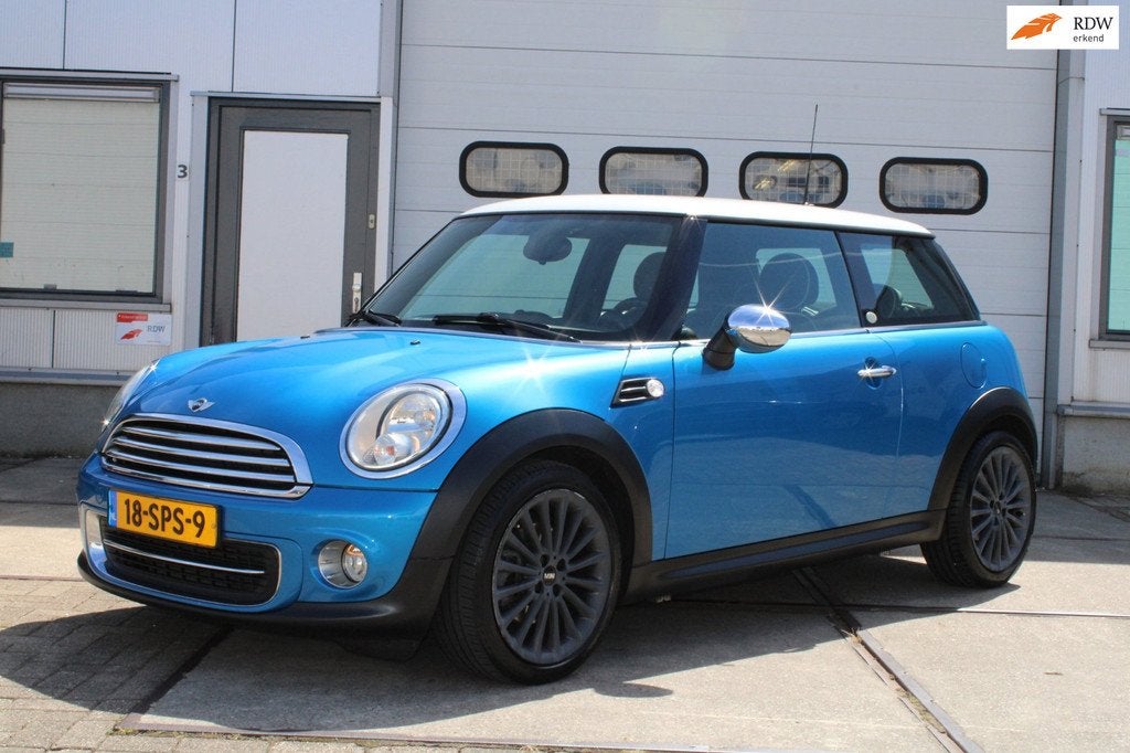 Mini 3-Deurs 1.6 Cooper 10 Years II, VOL onderhoudsboekje!, Voorwielaandrijving, Euro 5, Zwart, 4 cilinders