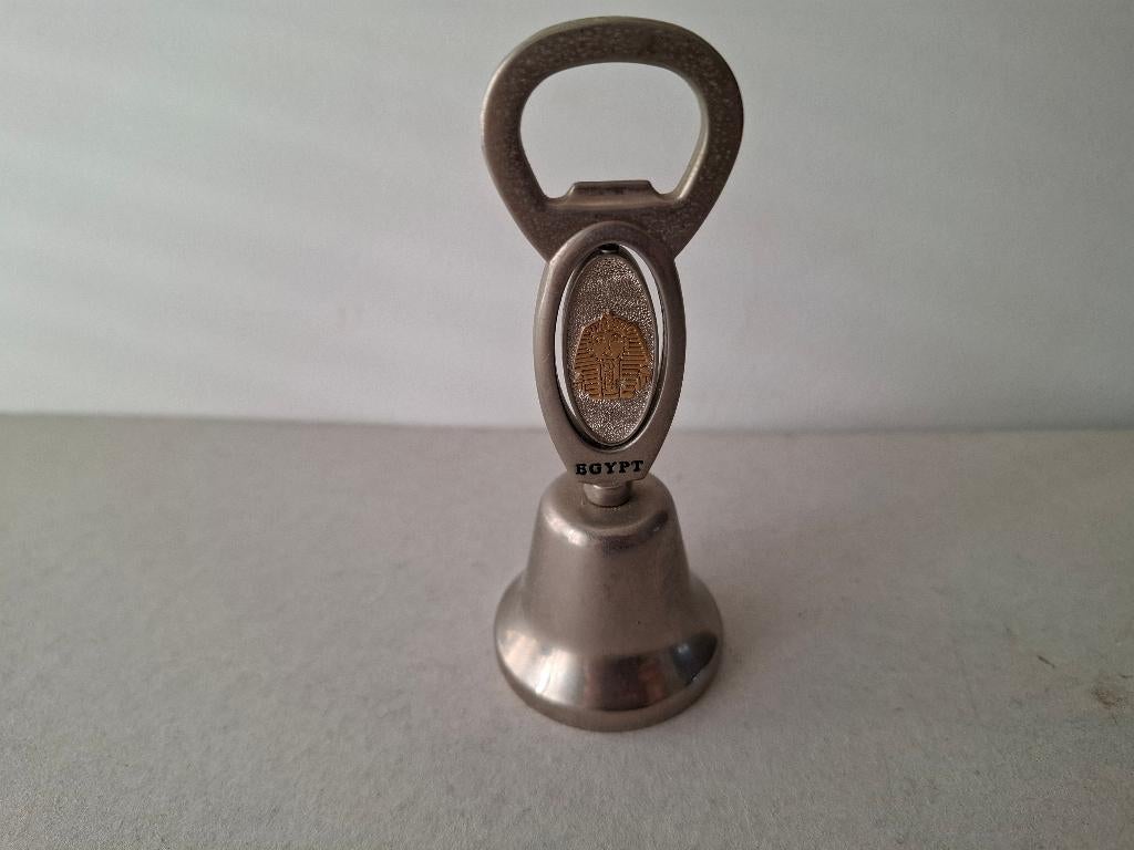 tafelbel met flesopener  Egypt, Verzenden