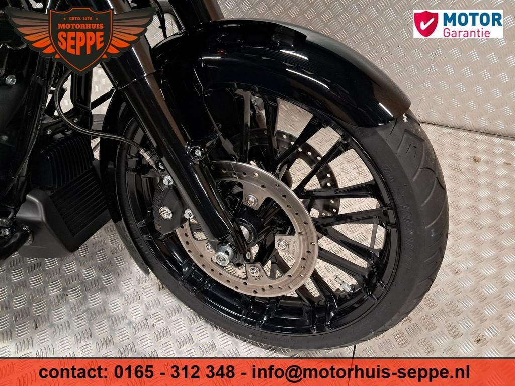 new New new ROAD GLIDE M 8 21 INCH FRONT WHEEL, 2 cilinders, Bedrijf, Onbekend, Toermotor