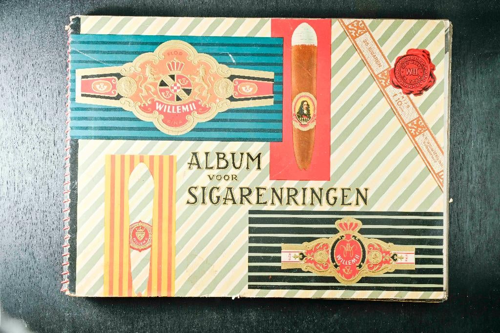 Sigarenbandjes Album Willem II met aantal sigarenbandjes, Verzamelen, Ophalen of Verzenden, Gebruikt, Sigarenbandjes