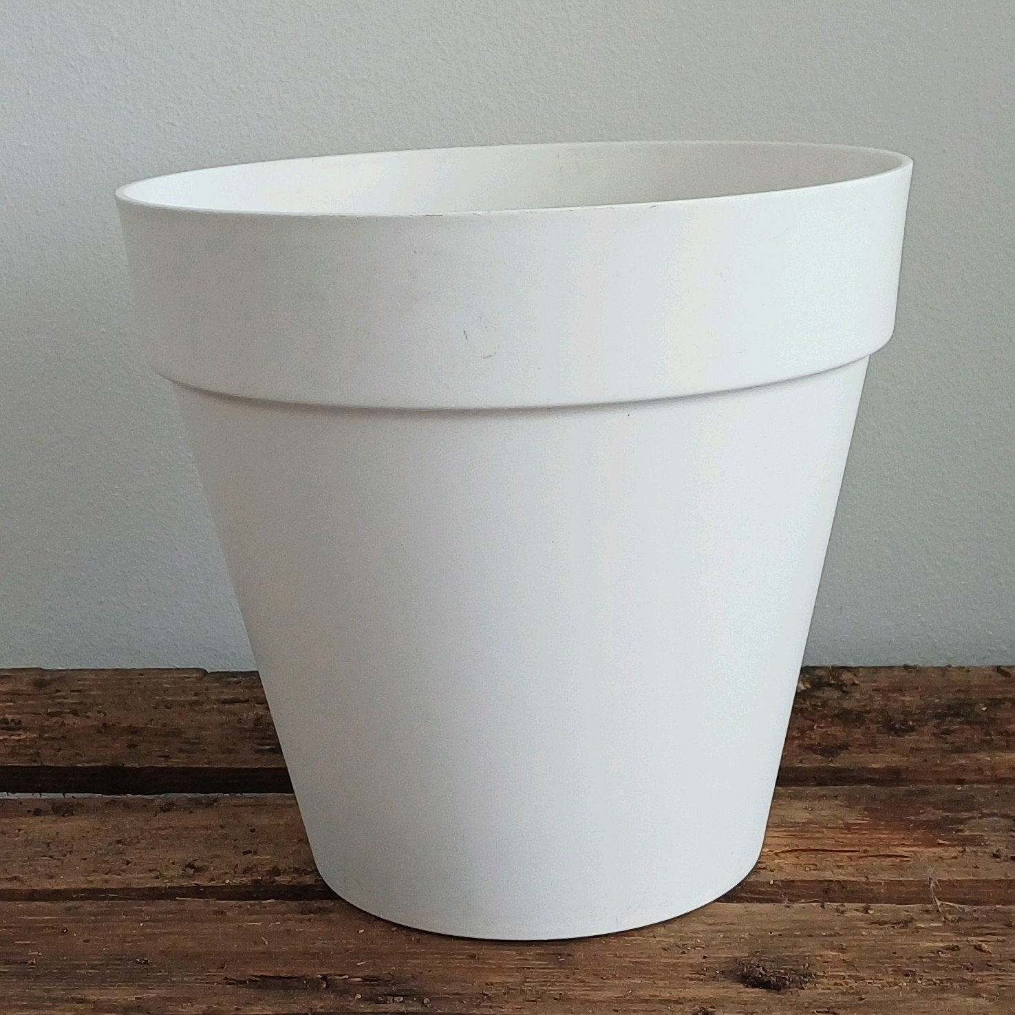 witte kunststof plantenpot van elho, Ophalen, Kunststof, Gebruikt, Rond