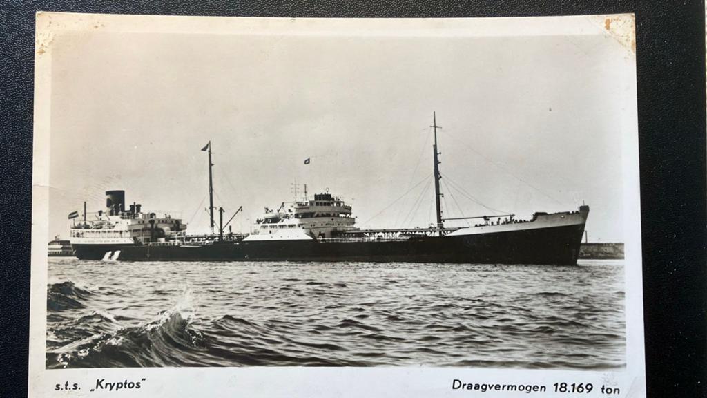 Shell tanker  KRYPTOS  rederijkaart oud  gele schoorsteen, Ophalen of Verzenden, Zo goed als nieuw, Kaart, Foto of Prent