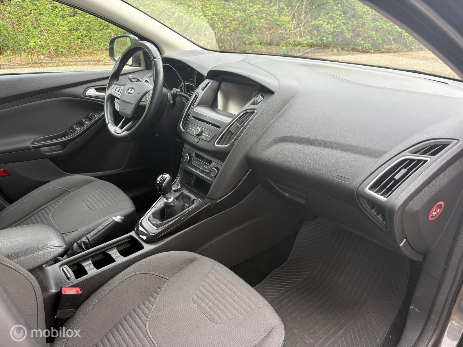 Foto 21 van Ford Focus 1.0 Titanium | Nieuwe Distributieriem