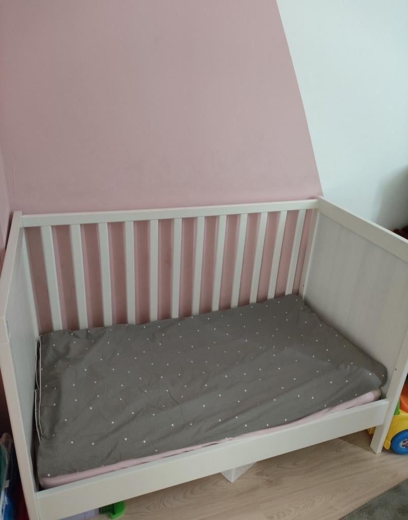 Ikea meegroeibed met Madras matras, Kinderen en Baby's, Babywiegjes en Ledikanten, Gebruikt, Ledikant, Ophalen of Verzenden