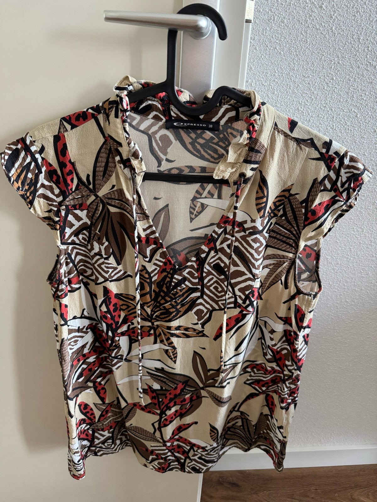 Espresso blouse maat 38 met tropische print, Maat 38/40 (M), Meerkleurig, Ophalen of Verzenden, Zo goed als nieuw