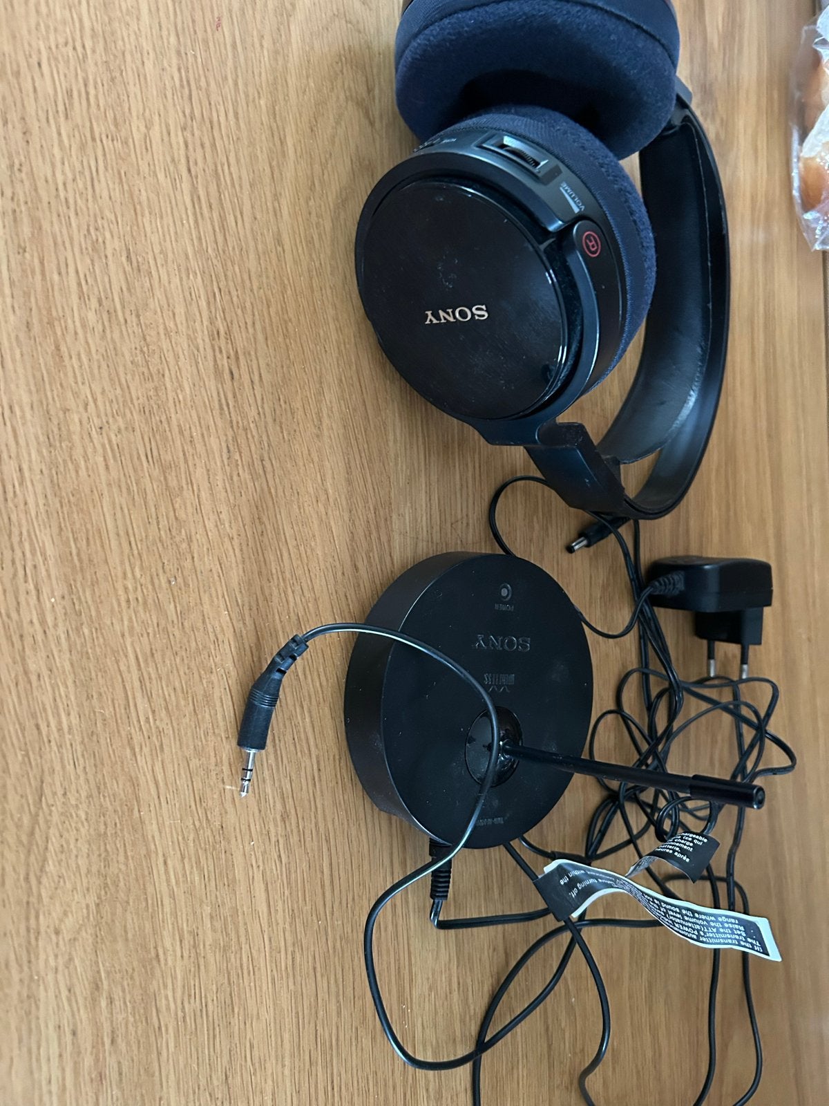 Sony TMR-RF810RK Draadloze Hoofdtelefoon, Ophalen, Gebruikt, Zwart, Draadloos