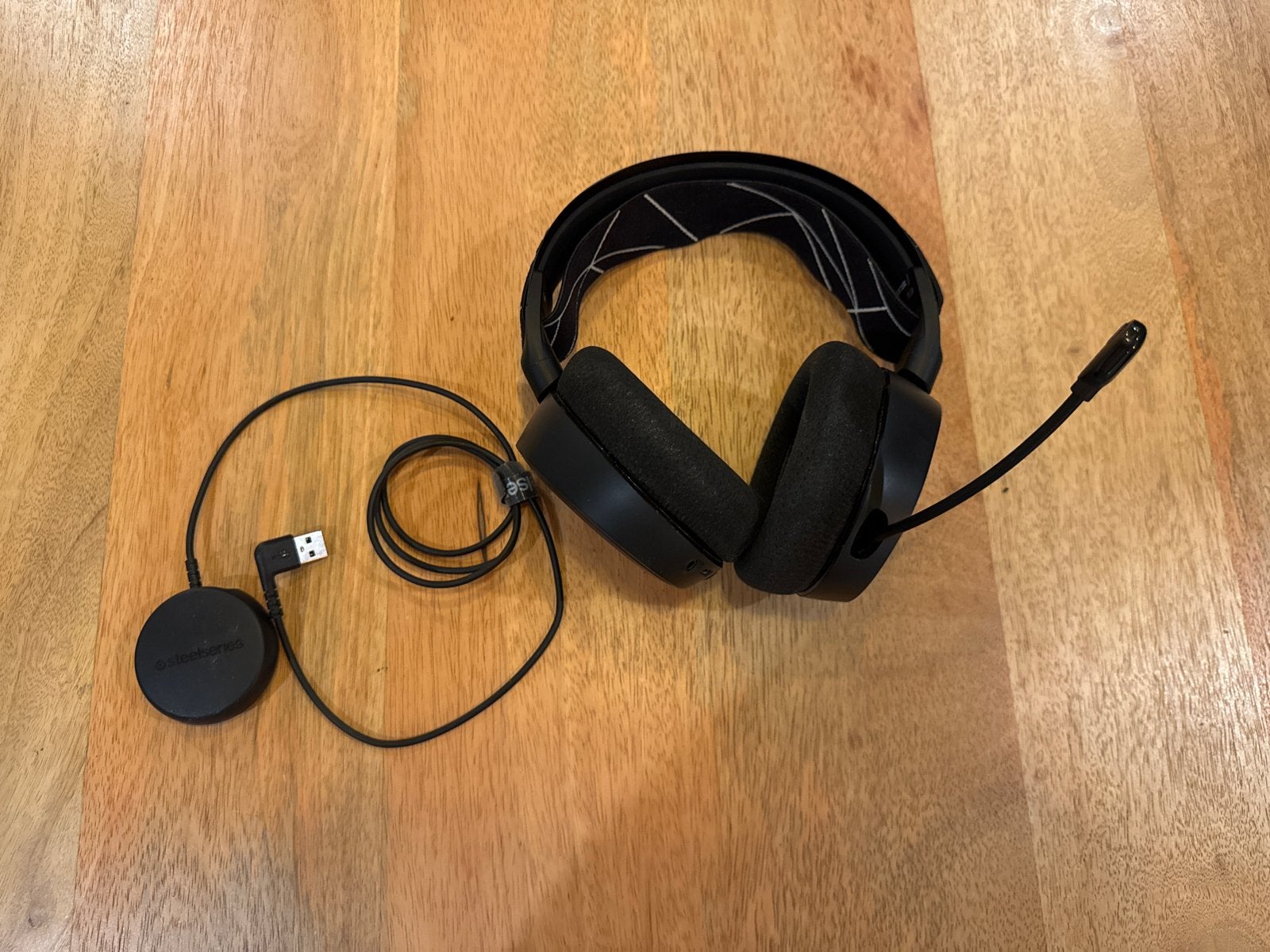 SteelSeries Arctis 9 Gaming Headset - Zwart, Gaming, Ophalen of Verzenden, Zo goed als nieuw, Steelseries