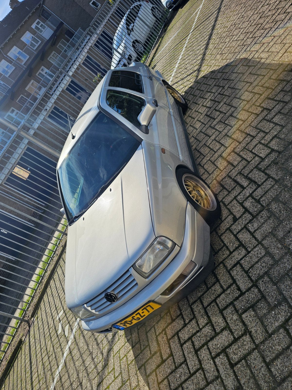 Unieke Volkswagen Vento 1.8 GL 66KW E2 1996 Grijs 2 jaar APK, Auto's, 1071 kg, Verwarmde buitenspiegels, 4 cilinders, Leder en Stof