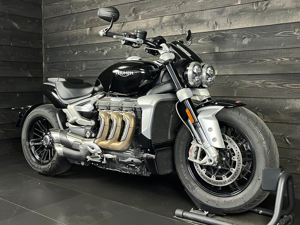 Triumph ROCKET 3 R (bj 2023), Motoren, Chopper, Bedrijf, Meer dan 35 kW, 2458 cc