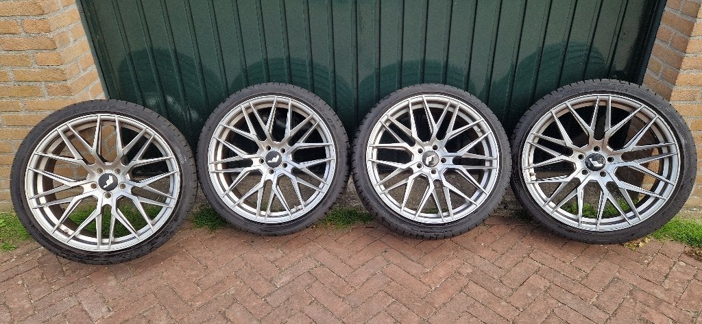 Velgenset 19 inch, Gebruikt, Banden en Velgen, 235 mm, Personenwagen
