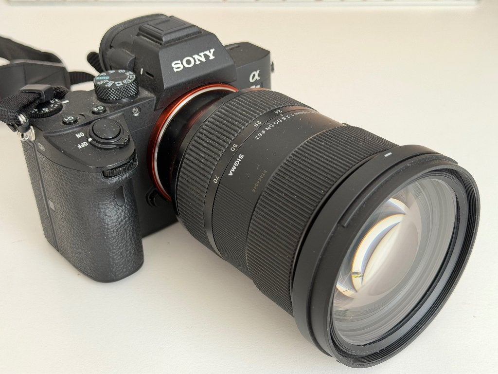 Sony Alpha A7 III + Sigma 24-70mm F2.8 DG DN Art, Audio, Tv en Foto, Ophalen, Accu, Bluetooth, Zo goed als nieuw