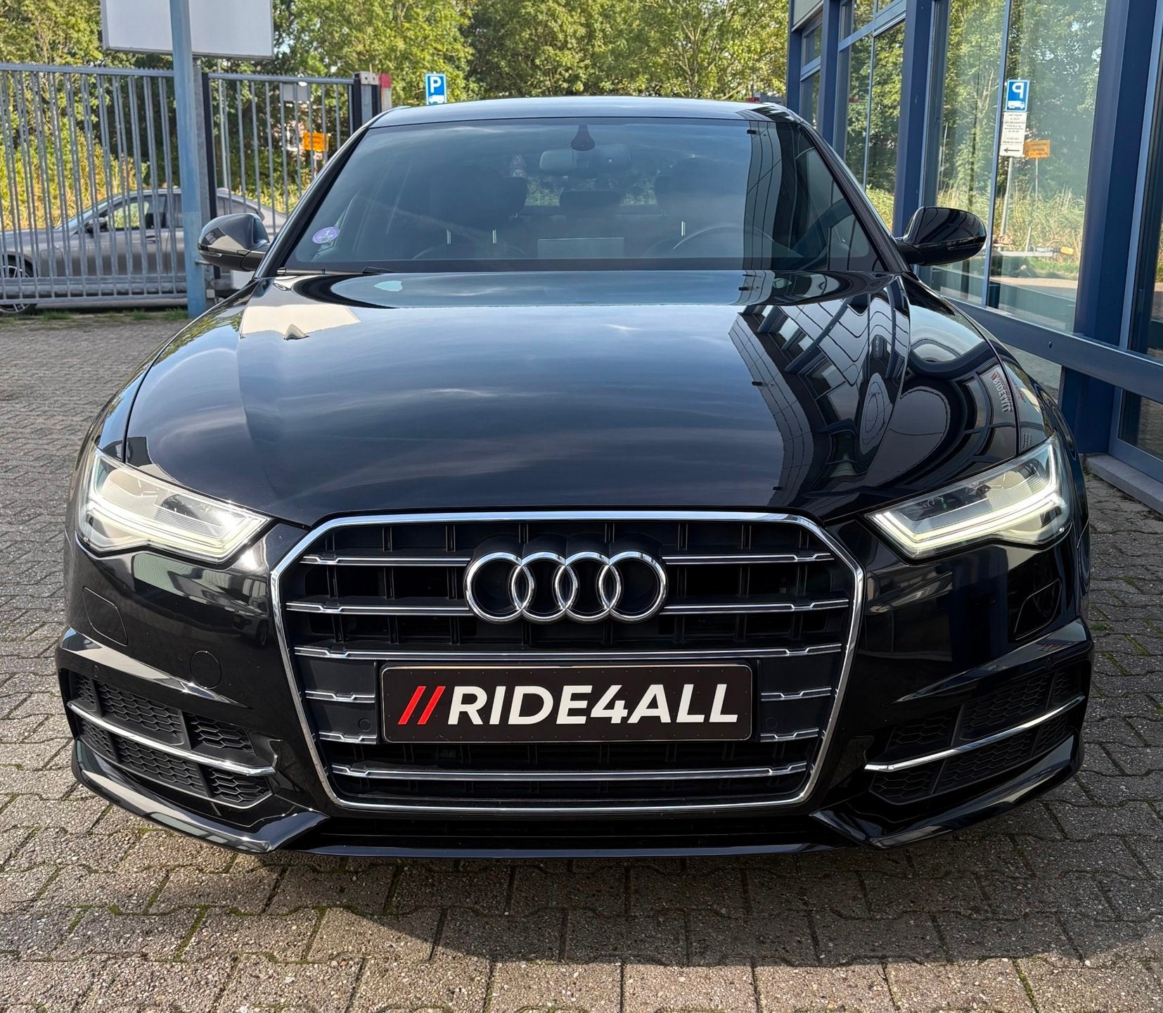 Audi A6 Limousine 1.8 TFSI/2x S-Line/DEALER ONDERHOUDEN!, Auto's, Dealer onderhouden, Gebruikt, Leder en Stof, Zwart