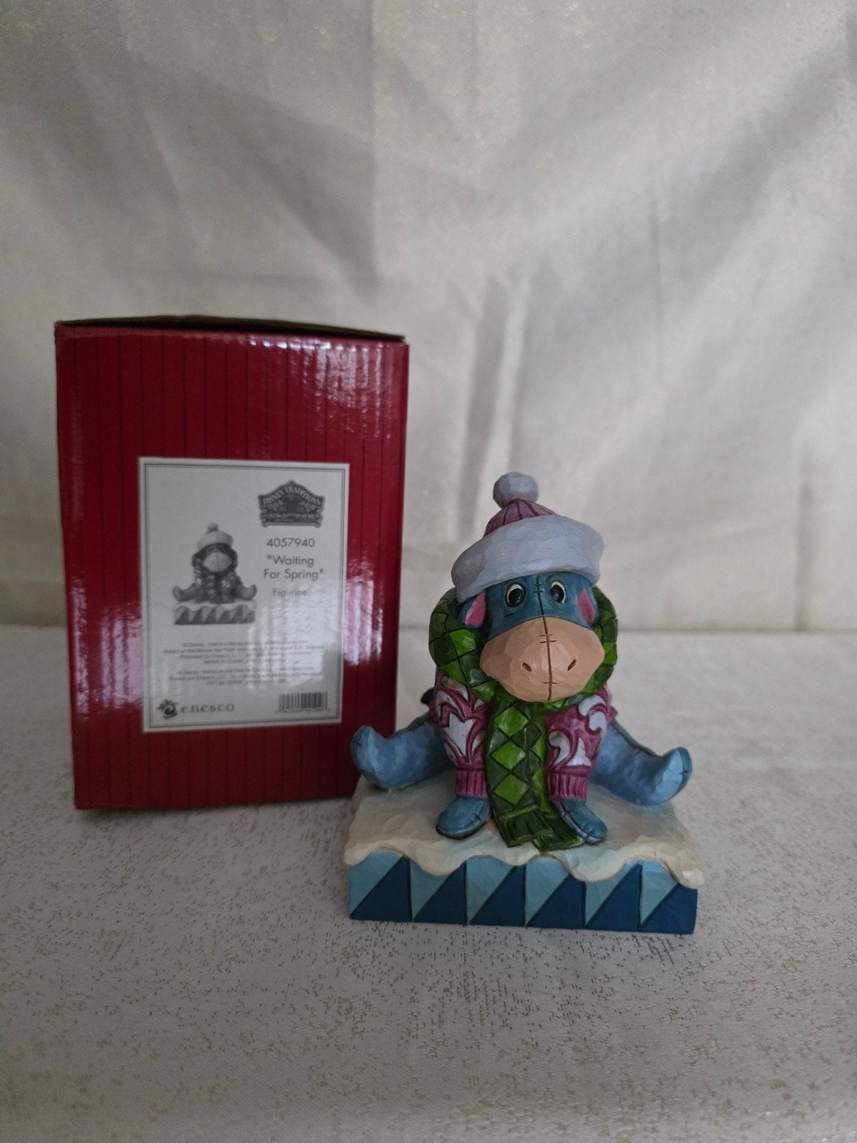 Jim Shore Disney traditions Eeyore "Waiting For Spring", Ophalen of Verzenden, Zo goed als nieuw
