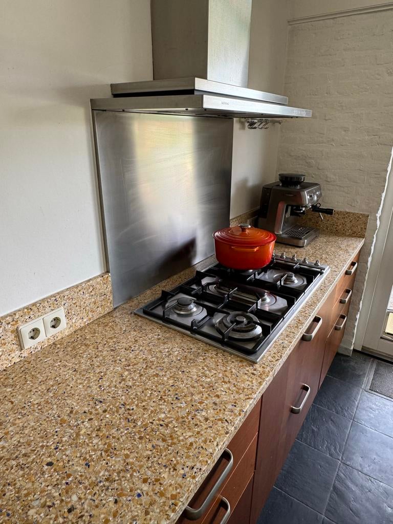 Terrazzo aanrechtblad met spoelbak en kookplaatuitsparing, Ophalen, Gebruikt, Overige typen, Overige kleuren