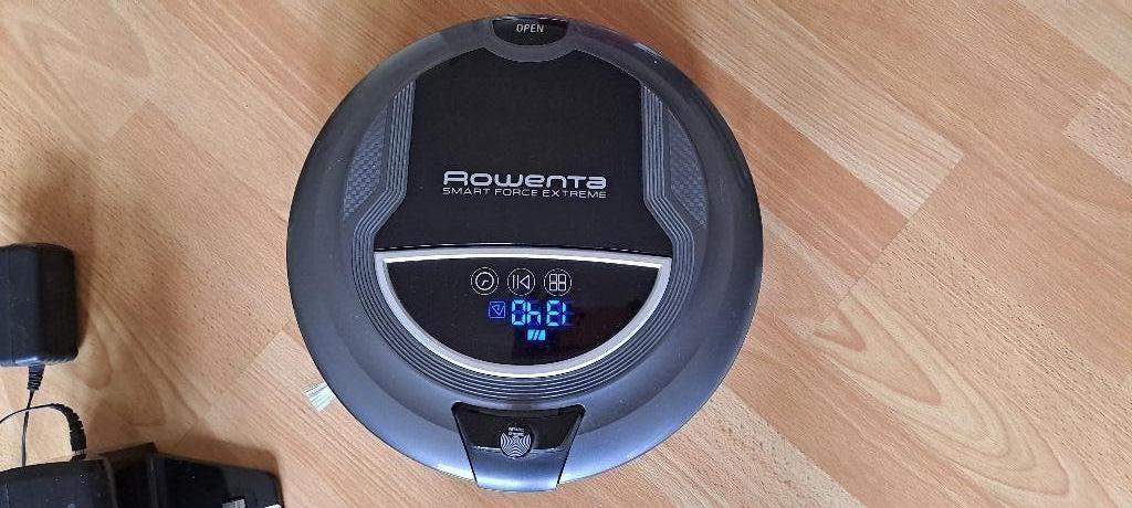 Robot stofzuiger. Rowenta. Werkt nog prima, Witgoed en Apparatuur, Stofzuigers, Ophalen of Verzenden, Gebruikt, Reservoir, Robotstofzuiger