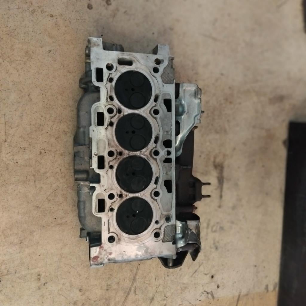 Cillinderkop 1.6 diesel, Auto-onderdelen, Motor en Toebehoren, Ophalen, Volvo