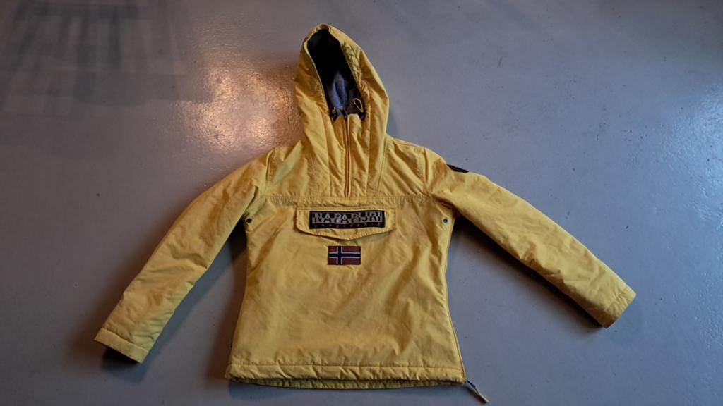 Napapijri Anorak Geel Maat M Gevoerd, Maat 38/40 (M), Geel, Ophalen of Verzenden, Gedragen