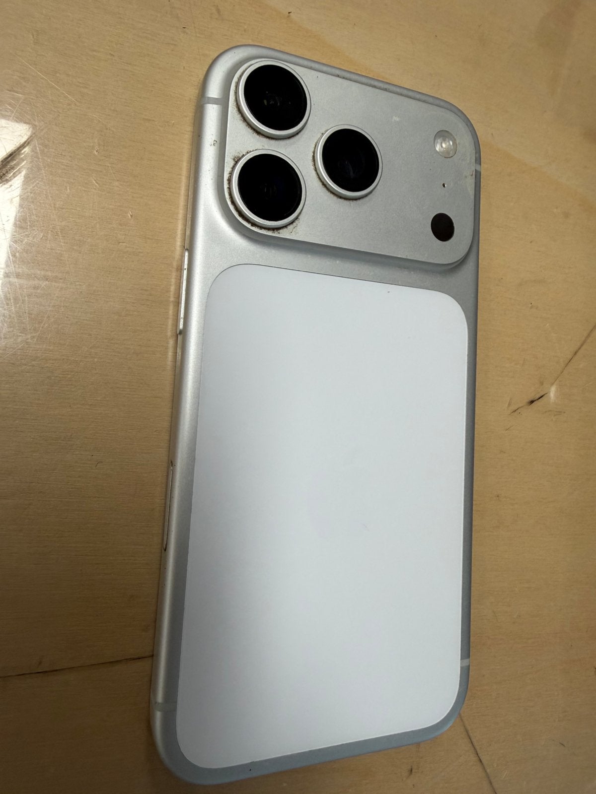 Iphone 17 pro grijs 256 gb batterij 92 procent, Telecommunicatie, Mobiele telefoons | Hoesjes en Frontjes | Apple iPhone, Ophalen