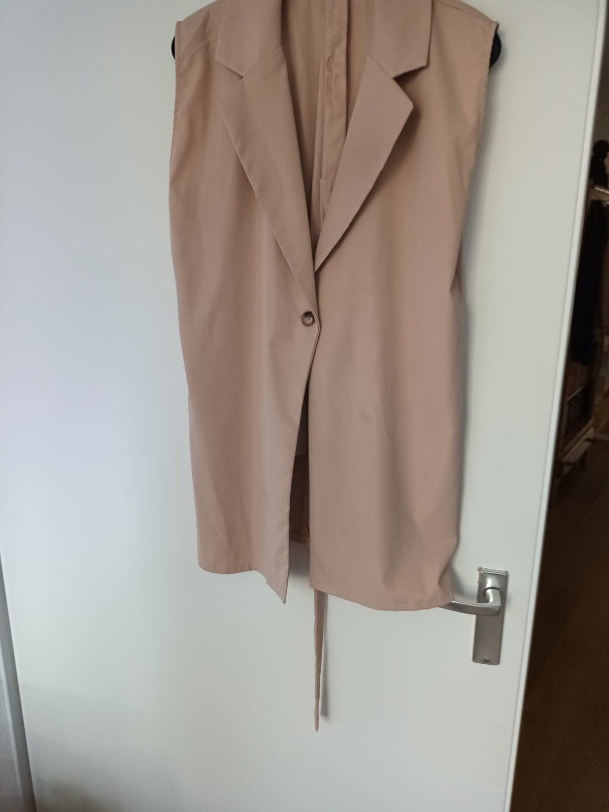 Draimp mouwloos hes . maat 44. beige, Beige, Maat 42/44 (L), Ophalen of Verzenden, Zo goed als nieuw