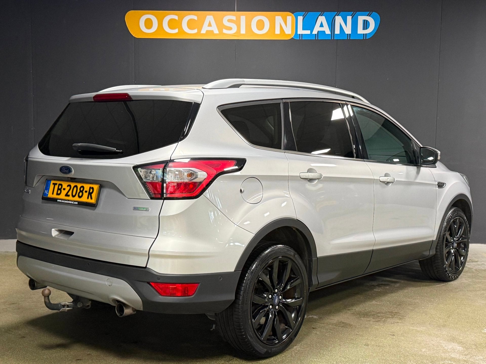 Ford Kuga 1.5 EcoBoost Titanium|TREKHAAK|SFEER|CAMERA|KEYLES, Auto's, Ford, 4 cilinders, Origineel Nederlands, Bedrijf, Handgeschakeld