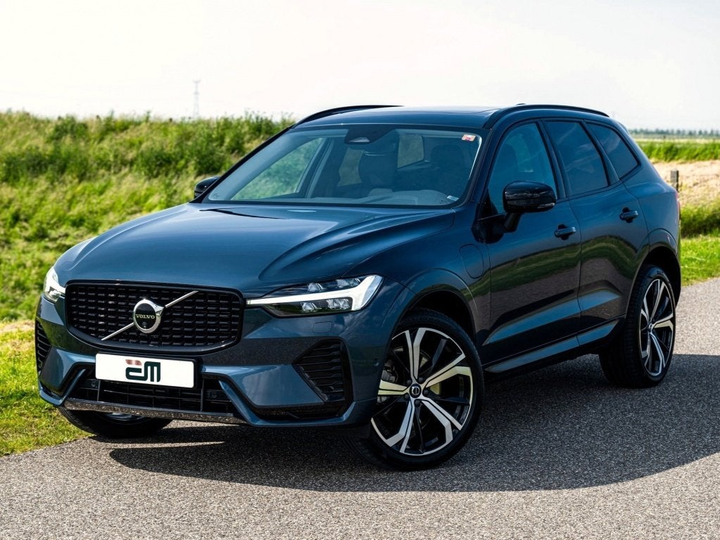 Volvo XC60 2.0 T8 PHEV AWD Polestar Pano Trekhaak ACC, Auto's, Automaat, Gebruikt, Euro 6, 4 cilinders