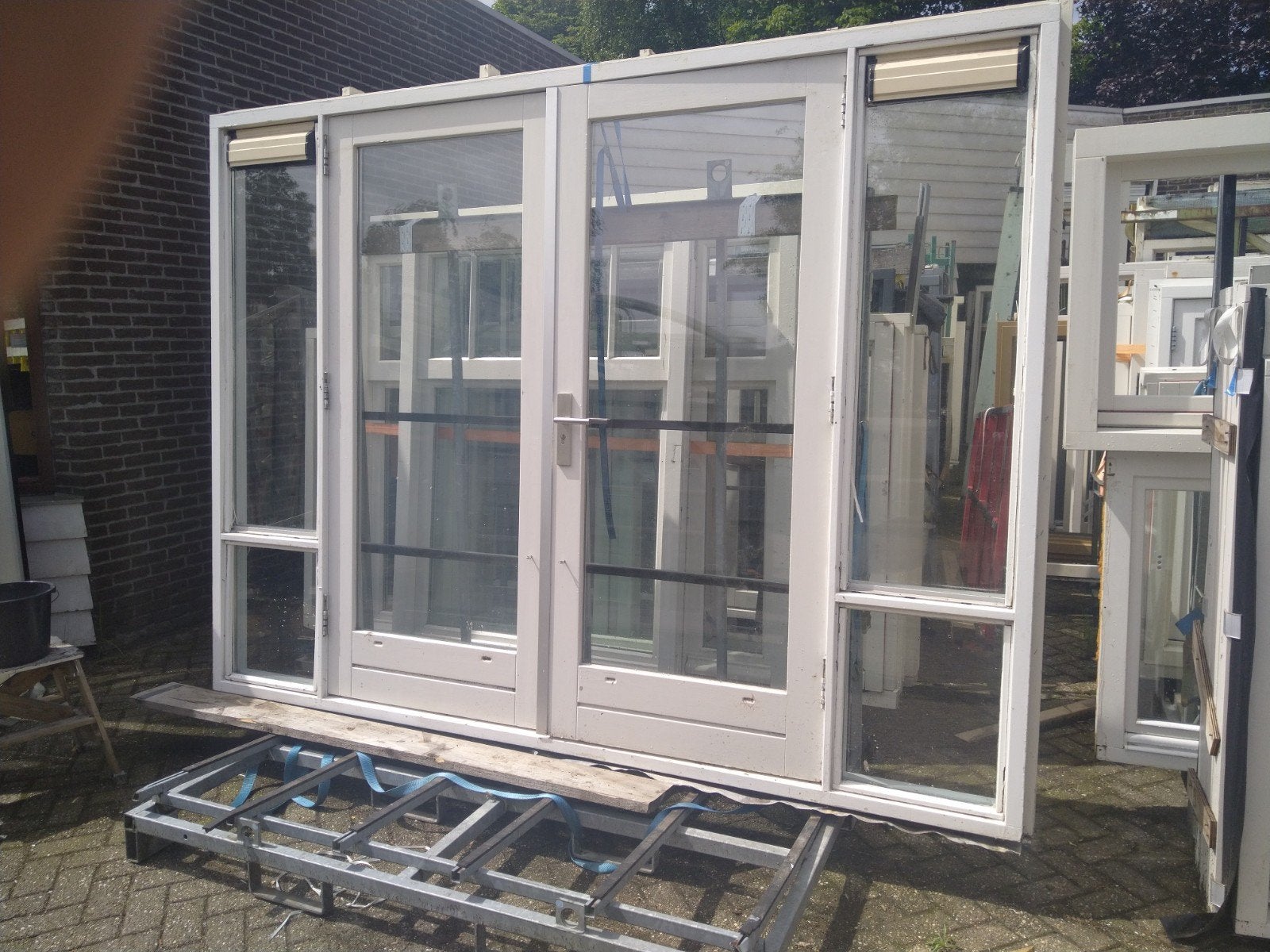 Kozijn met dubbele tuindeuren en zijlichten, Ophalen, Gebruikt, Buitendeur, Glas
