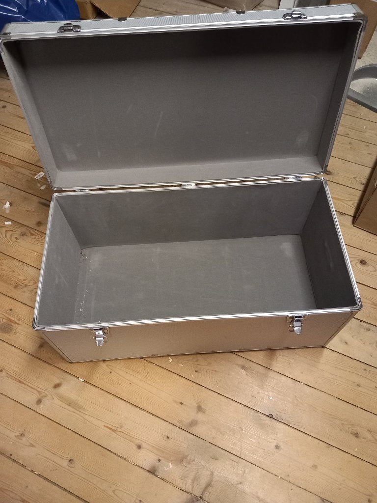 Grote aluminium koffer/box, Ophalen, Zo goed als nieuw