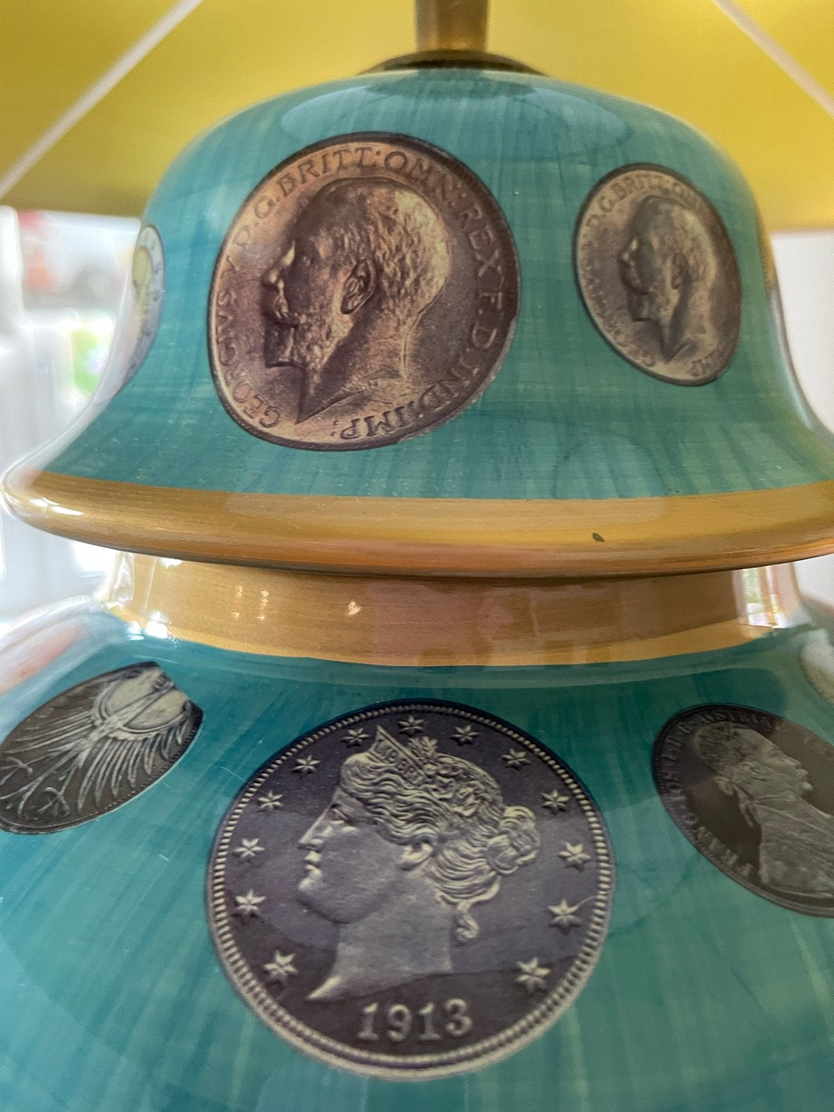 Unieke turquoise mega tafellamp met muntdecoratie, Ophalen